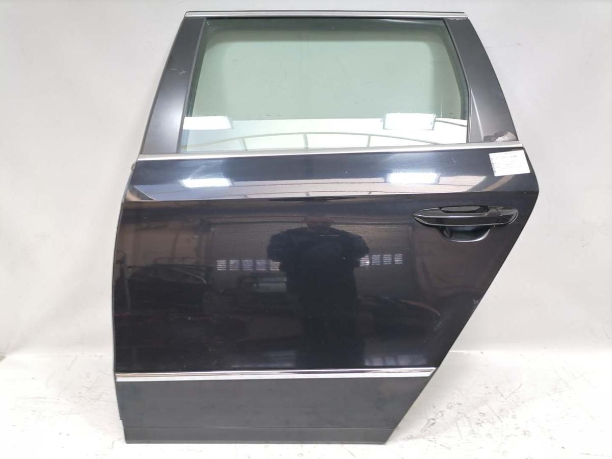 VW Passat 3C original Tür hinten links Kombi Variant LC9X Deepblack Bj.2009